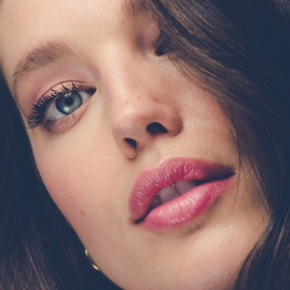 How to: Επαναφέρετε τις βλεφαρίδες σας μετά τη lash extensions θεραπεία