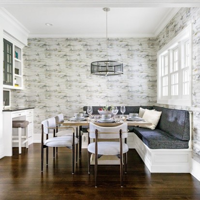 Μια οικογενειακή κατοικία στο Chicago εξυμνεί τις elegant γραμμές στο design