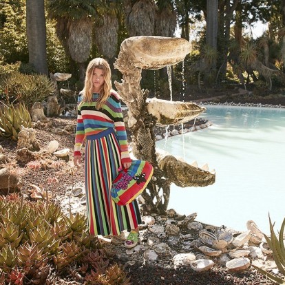 H νέα signature συλλογή της Weekend Max Mara από τον Donald Robertson είναι μια ζωντανή μορφή τέχνης