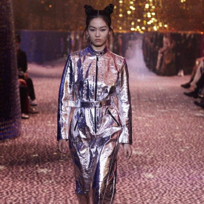 Dior: Παρουσίασε την Pre-Fall 2021 collection σε μία disco night στη Σανγκάη 