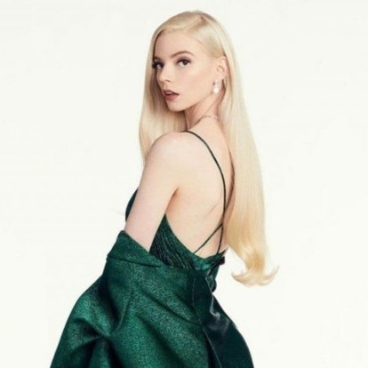 Η Anya Taylor-Joy απαντά στις πιο hot ερωτήσεις για τον εαυτό της