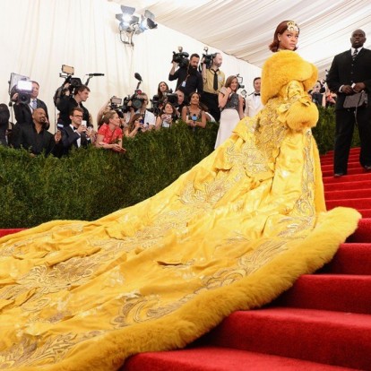 Met Gala: Όλα όσα γνωρίζουμε για το dress code και τους hosts της φαντασμαγορικής εκδήλωσης 