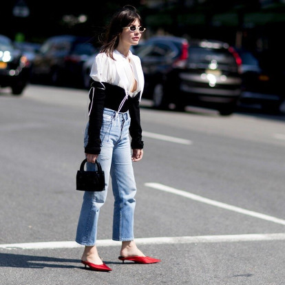 Mules: Πώς να φορέσετε το αγαπημένο παπούτσι των fashionistas 