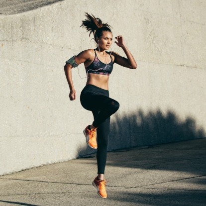 Legs Workout: 8 εύκολες ασκήσεις για να αποκτήσετε τα πόδια των ονείρων σας 