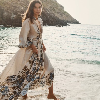Beach Essentials: Τα 15 items που χρειάζεστε για ένα ολοκληρωμένο look στην παραλία 
