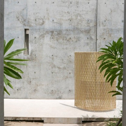 Ελβετοί designers δημιουργούν deco αντικείμενα από φοίνικες