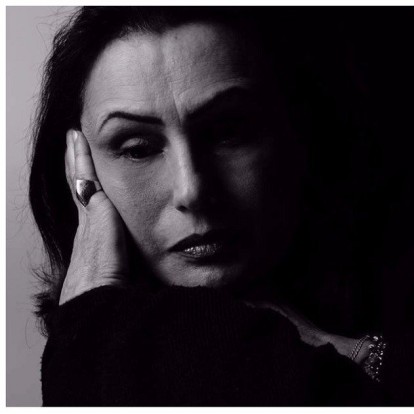 Νατάσα Πιστοφίδου: Εξωτερικεύοντας συναισθήματα στο χαρτί 