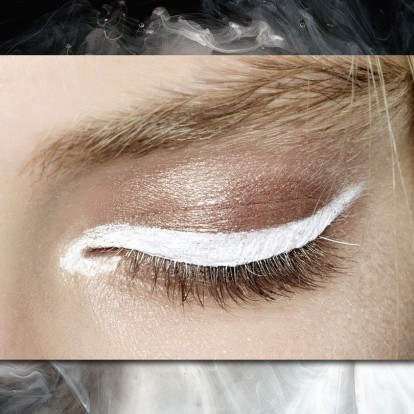 Λευκό eyeliner: το πιο hot χρώμα του χειμώνα για τα μάτια 