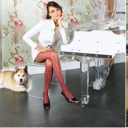 Celebrities Houses: Μέσα στο υπερπολυτελές & colorful σπίτι της Cara Delevingne στο Los Angeles