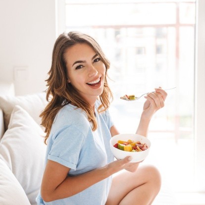 Αυτά είναι τα μυστικά των γυναικών που τρώνε και δεν παίρνουν βάρος