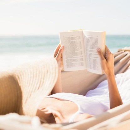 Οι νέες απολαυστικές κυκλοφορίες βιβλίων για το φετινό καλοκαίρι 