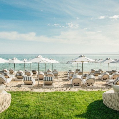 Χαλκιδική Updated: Τα beach bars στο πρώτο πόδι που αξίζει να επισκεφτείτε 