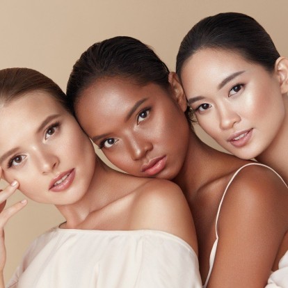 Top Beauty Treatments: Έτσι θα αποκτήσετε λαμπερή και νεανική επιδερμίδα το καλοκαίρι