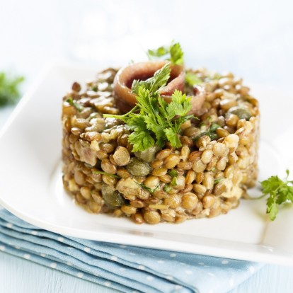 Οι σαλάτες με φακές που θα αναβαθμίσουν τα καλοκαιρινά σας τραπέζια 