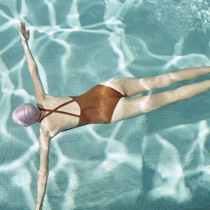 Swimming Lovers: 5 λόγοι για να συνεχίσετε το κολύμπι ακόμα και τους φθινοπωρινούς μήνες
