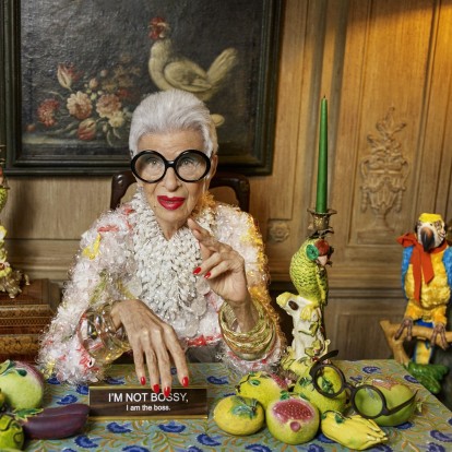 Iris Apfel: Γιορτάζοντας 100 χρόνια exceptional στιλ αποδεικνύει γιατί παραμένει το απόλυτο fashion icon 