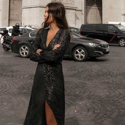 Brandnew LBD: Τα φθινοπωρινά φορέματα που μπορείτε να φορέσετε από το πρωί μέχρι το βράδυ