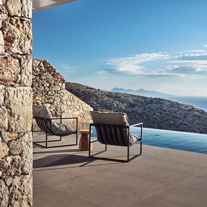 Mια κατοικία στη Ζάκυνθο υποκλίνεται στο φυσικό περιβάλλον του Ιονίου πελάγους 