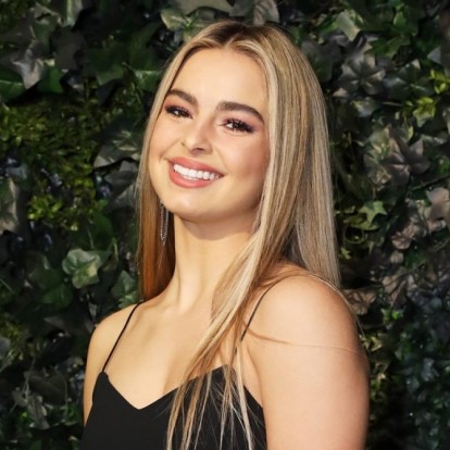 Η Addison Rae απαντάει στις υποθέσεις των θαυμαστών της για την ίδια