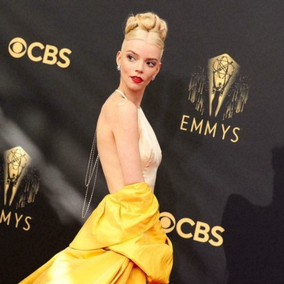 Red Carpet: Οι 10 καλύτερες εμφανίσεις των φετινών βραβείων Emmy