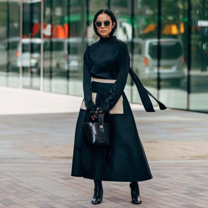 Midi skirts: Τα σχέδια που πρέπει να έχει η κάθε μια από εμάς στη γκαρνταρόμπα της 