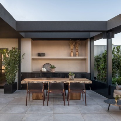 Πώς ένα κτίριο της δεκαετίας του '50 μετατράπηκε σε ένα σύγχρονο ξενοδοχείο 