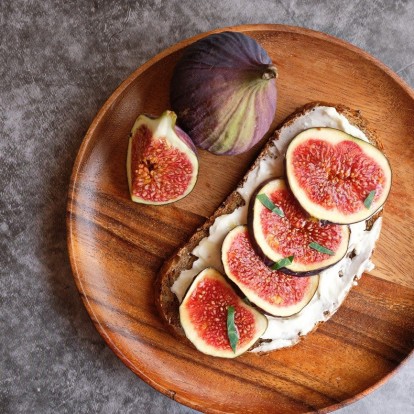 4 γλυκές & αλμυρές συνταγές με σύκα εποχής