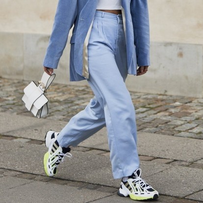 Ultimate combos: Τα παντελόνια με τα οποία ταιριάζουν τα sneakers σας 