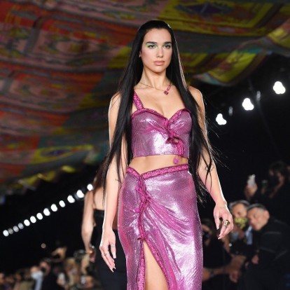 Versace Spring/Summer '22: Η προετοιμασία για το show