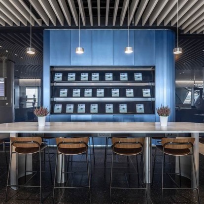 Just Open: Δείτε το ολοκαίνουριο Aegean Business Lounge στο αεροδρόμιο «Μακεδονία» της Θεσσαλονίκης 