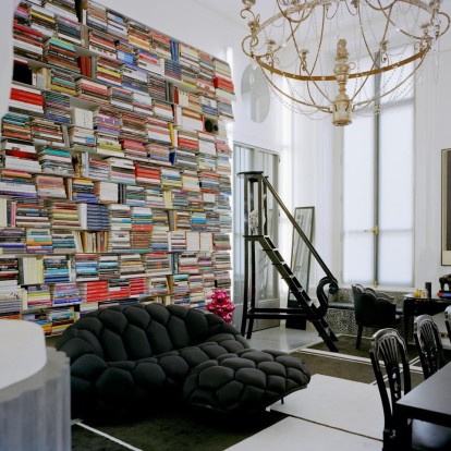 Mια ματιά στο παριζιάνικο διαμέρισμα του θρυλικού fashion designer, Karl Lagerfeld 