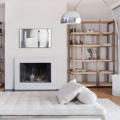 Ένα διαμέρισμα στην Αθηναϊκή Ριβιέρα εντάσσει με τον καλύτερο τρόπο τη σύγχρονη τέχνη