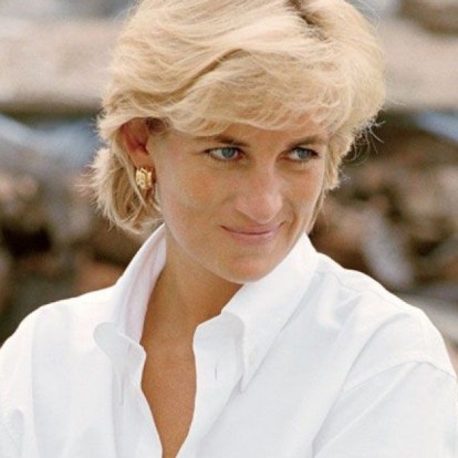 Με αφορμή τη νέα ταινία για τη Diana ανατρέχουμε στα πιο iconic looks της 