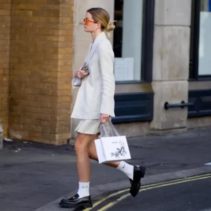 Loafers: 5 styling tips για να απογειώσετε την πιο hot τάση της σεζόν 