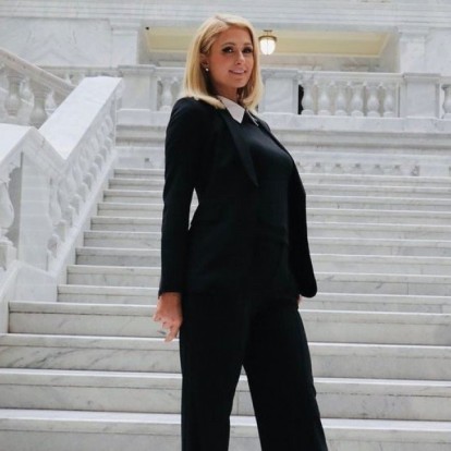 Paris Hilton: Μια διαφορετική πτυχή του εαυτού της, την οποία παρουσίασε στο αμερικανικό Κογκρέσο