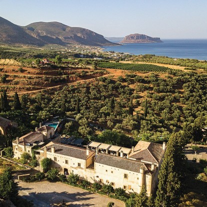 The Imperial Stay: Ζήστε μια 5άστερη farm experience σε ένα βυζαντινό αρχοντικό μέσα στη φύση 