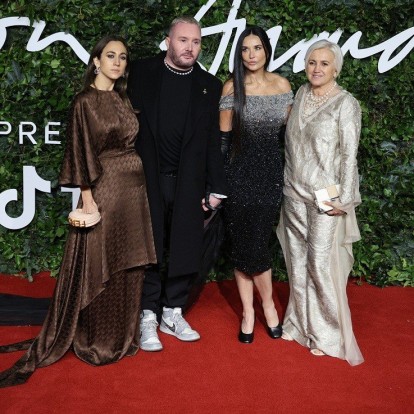 Britain’s Fashion Awards: Τα πιο εντυπωσιακά red carpet looks & οι μεγάλοι νικητές