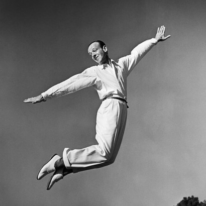 Ποιος γνωστός ηθοποιός πρόκειται να υποδυθεί τον σπουδαίο Fred Astaire; 