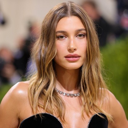 6 makeup looks που πρέπει να δοκιμάσετε για τις γιορτινές εμφανίσεις σας