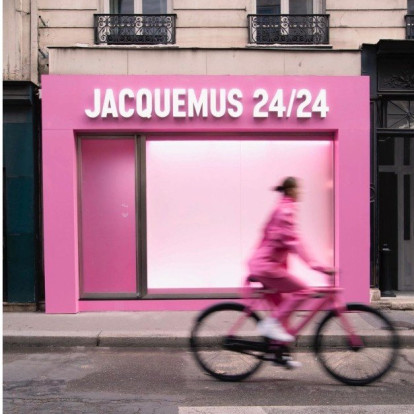 O Jacquemus μας περιμένει για λίγες μέρες στο νέο του pop-up store στο Παρίσι 