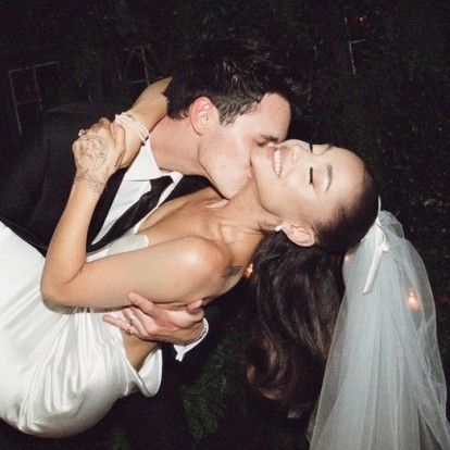 Celebrity weddings: Τα famous couples που ενώθηκαν με τα δεσμά του γάμου το 2021
