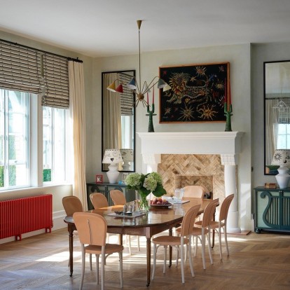 Μια ιδιαίτερη κατοικία στο Λονδίνο «ισορροπεί» ανάμεσα στο σήμερα και το χθες