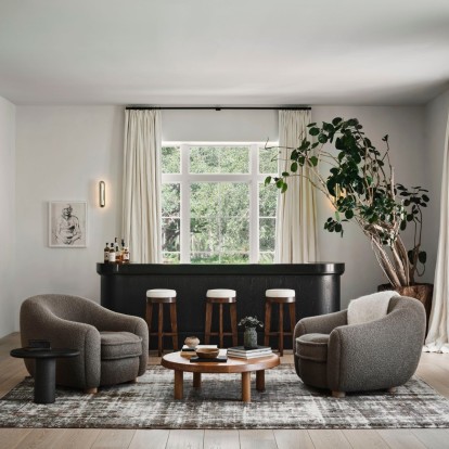 Μια black & white κατοικία στο Miami όπου η φίνα αισθητική κυριαρχεί