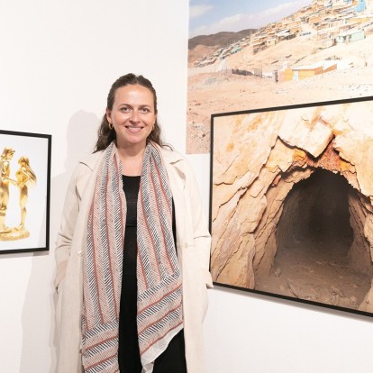 Μια εκ βαθέων συνομιλία με την επιμελήτρια της Thessaloniki Photobiennale, Κατερίνα Σταθοπούλου, που ζει κι εργάζεται στη Νέα Υόρκη