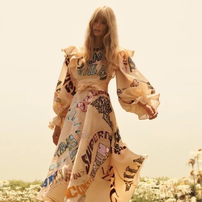 Negging: Ποια είναι η μορφή συναισθηματικής χειραγώγησης;