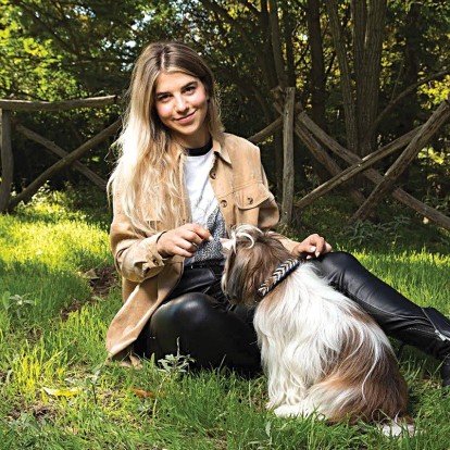 Ιλιάνα Δράκου: Γνωρίστε τη Θεσσαλονικιά δημιουργό των πιο περίτεχνων handmade accessories για κατοικίδια