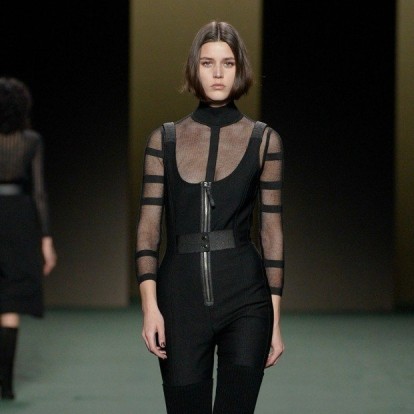 PFW: Ο οίκος Hermès παρουσίασε μία συλλογή γεμάτη αισθησιασμό