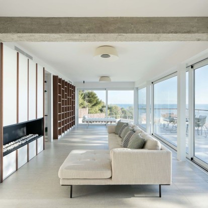 Μια κατοικία με απίθανη θέα στην Ισπανία που θα θέλαμε να βρισκόμαστε αυτήν τη στιγμή