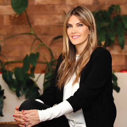 Από τα προεδρικά έδρανα των Βρυξελλών, η ευρωβουλευτής Εύα Καϊλή μοιράζεται μαζί μας τις καινοτόμες αναπτυξιακές βλέψεις, τους στόχους και τα σχέδιά της