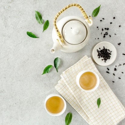 Tea Lovers: Οι επιλογές για γρήγορη αποτοξίνωση το πρωί